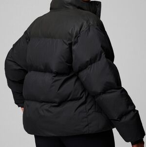 Fabletics Solid Black Puffer Medium Jacket Front Pockets